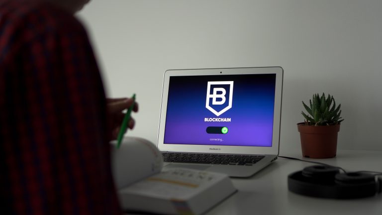 Tokenized Equities Lead Real-World Asset Growth on Blockchain